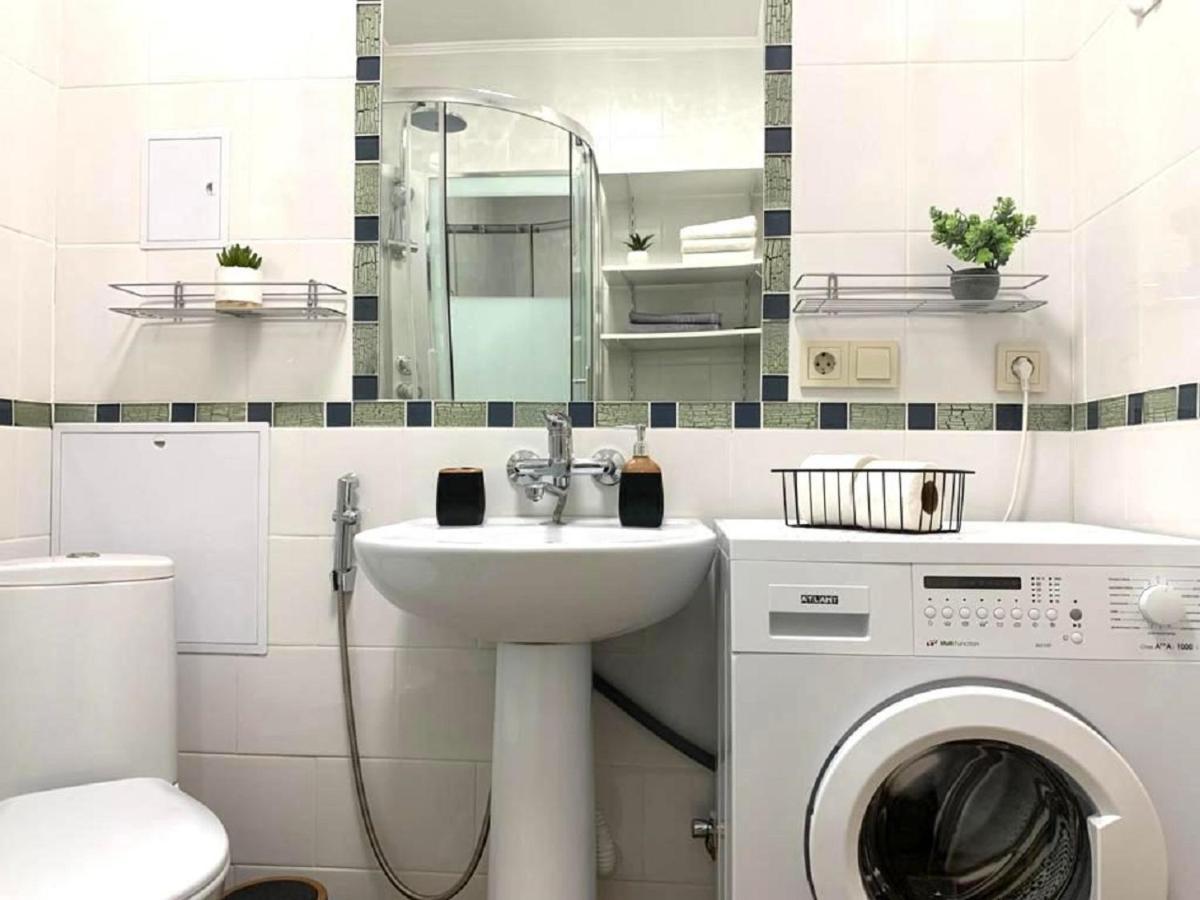 Appartement Студия New York В Самом Центре Города à Almaty Extérieur photo